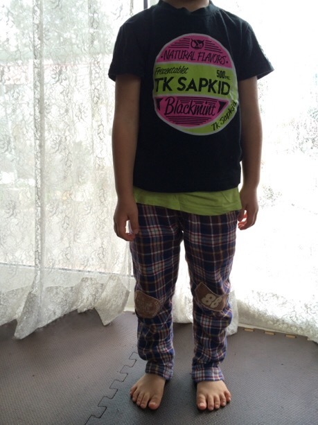 こども服リフォーム ひざの穴修復 ワッペン 働くママの徒然記